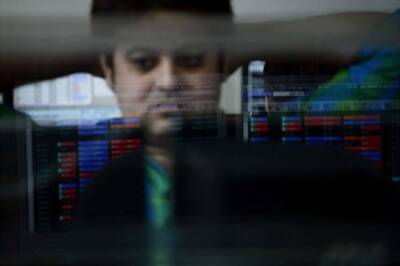 Sensex Ends Marginally up; IT, Metal Save The Day