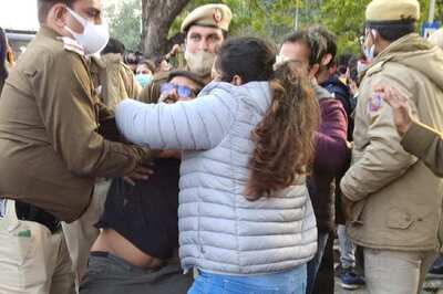 After Health Minister Expresses Regret Over Police's Behaviour, AIIMS Doctors Call off Strike