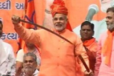 Modi defends Nanavati, says report not a poll pitch