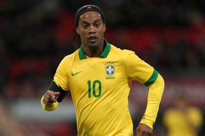 Brazilian legend Ronaldinho inaugurates Sait Nagjee Cup