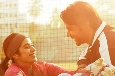 Janhvi Kapoor Announces Mr & Mrs Mahi's OTT Release In Fun Video