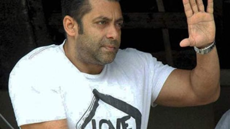 LJP burns Salman Khan effigy for bonhomie with Narendra Modi