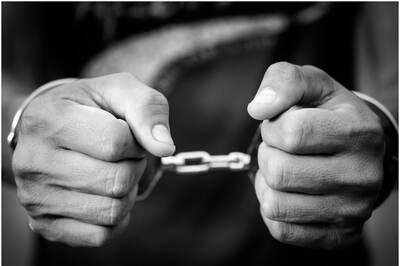 Mumbai: Elderly Man Tries to Kill Bedridden Wife, Attempts Suicide