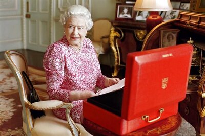 Queen Elizabeth II surpasses Queen Victoria's long reign