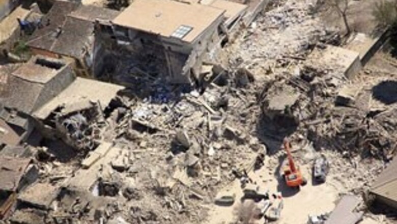 Quake hits Indonesia, tsunami warning lifted
