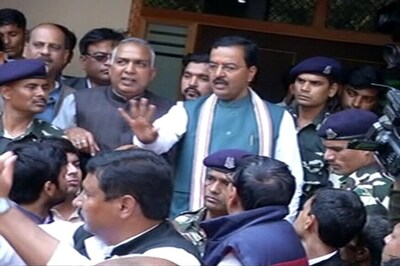 UP Elections 2017 Live: Denied Tickets, BJP Leaders Storm Lucknow Party Office