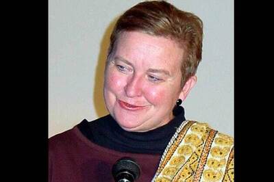 US Ambassador Nancy Powell to meet Mamata Banerjee today