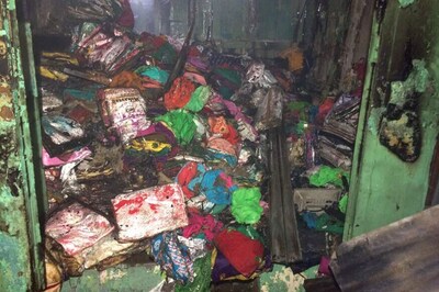 Alka Lamba Under Attack for 'Obstructing' Fire Fighters in Chandni Chowk