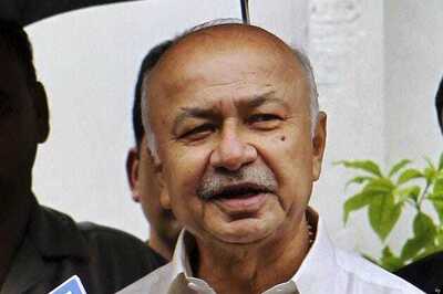 Shinde comes out in support of Maharashtra CM Prithviraj Chavan