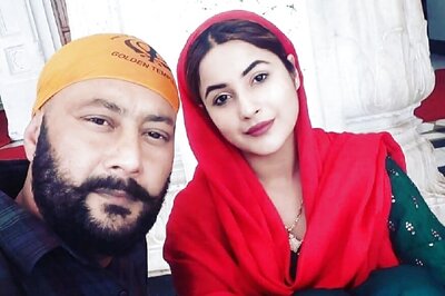 Bigg Boss 13 Contestant Shehnaaz Gill's Father Accused of Rape on Gunpoint By Punjab Woman