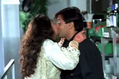 Salman Khan Broke His No Kiss Policy For Only One Actress and It's Not Aishwarya Rai; See Pic
