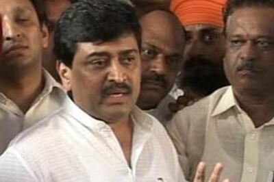 Bihar polls behind Chavan's U-turn on taxi permits?
