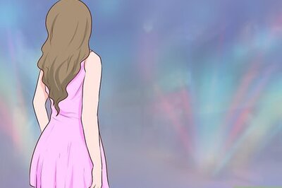 How to Wear a Dress to School