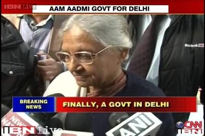 Sheila congratulates Kejriwal but says AAP's promises unrealistic
