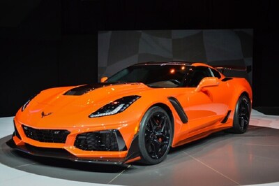 First Chevrolet Corvette ZR1 and Ford GT Up For Charity Auction