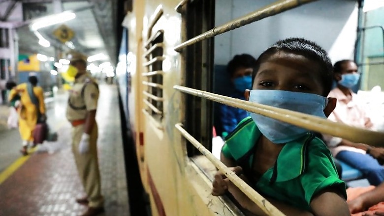 163 Shramik Special Trains Operated So Far, More Than 1.60 Lakh Migrants Ferried: Railways