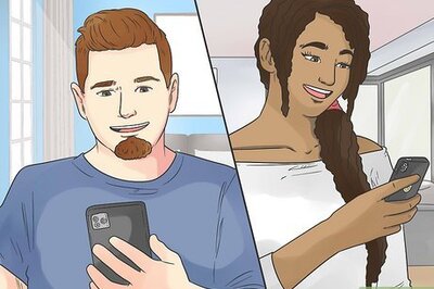 How to Cheer Up a Friend Who Lives Far Away