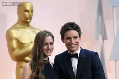 Oscar hopefuls hit red carpet for Hollywood's big night