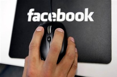 Facebook partners with retailers to test 'want' button