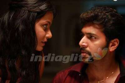 'Aadhi Bhagavan' music review: It's different tracks