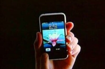 Vodafone scores first deal to sell Apple's iPhone