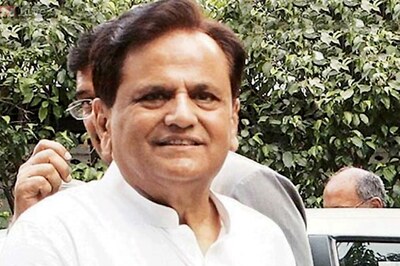 Won't be Threatened by Raids Aimed at Stopping Oppn Leaders from Contesting Lok Sabha Polls: Ahmed Patel