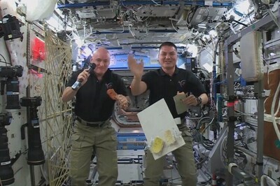 Watch: NASA astronauts teach how to prepare Thanksgiving dinner in space