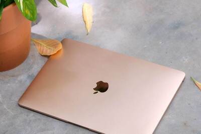 Apple MacBook Pro Models With OLED Displays May Not Launch Soon: Here's Why