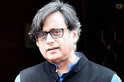 Kolkata Court Issues Arrest Warrant Against Congress MP Shashi Tharoor Over 'Hindu Pakistan' Remark