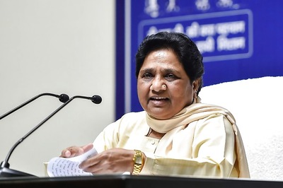 Mayawati Attacks PM Modi Over Caste Politics, Claims He Converted to OBC for Political Gains