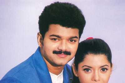 Thalapathy Vijay-starrer Youth Actress Shaheen Khan's Family Pics Viral