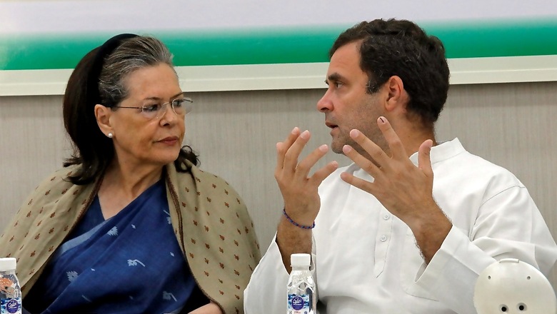 Sonia Gandhi Removes Azad, Vora and Kharge as AICC General Secretaries; Reconstitutes CWC