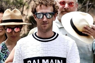 Mark Zuckerberg's Rs 96,000 Balmain T-Shirt Has Everyone Talking