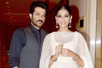Sonam keeps a check on what I wear: Anil Kapoor
