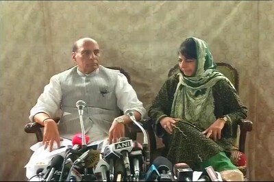 Rajnath Assures Alternative to Pellet Guns; Mehbooba Says 95% Kashmiris Want Peace