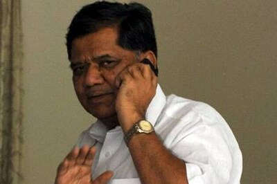 Karnataka CM Jagadish Shettar owes wife Rs 6.96 lakh