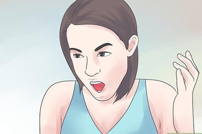 How to Deal with Depression in Teenage Girls