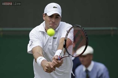 Top-seeded John Isner powers to quarters at Newport