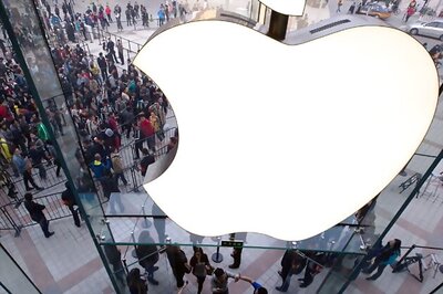 Asia's biggest Apple store opens in Beijing