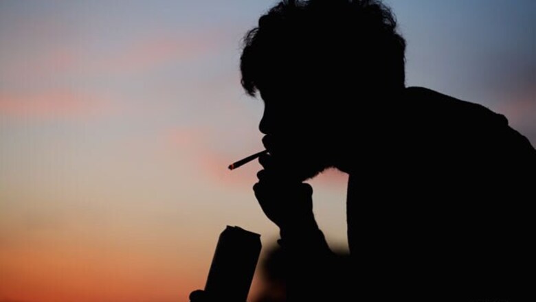 Smoking can rot your brain, warns study