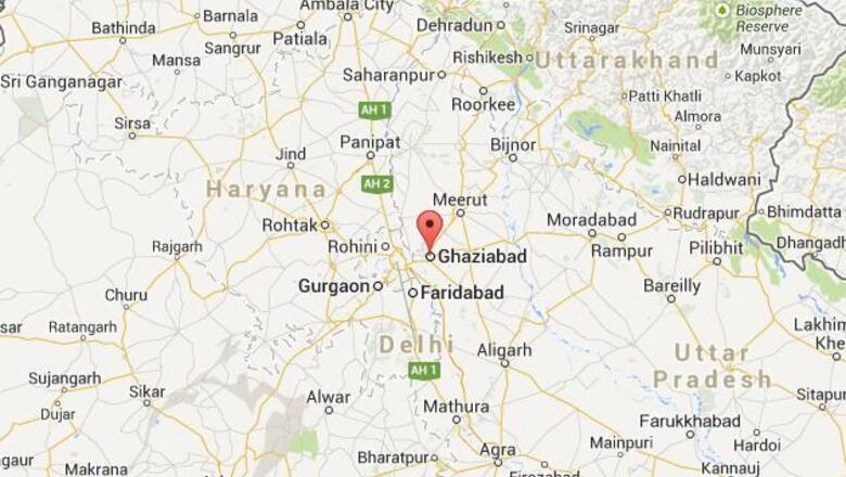FIR registered against 2 private schools for increasing fee