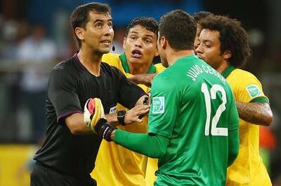 Referee admits to mistake with Italy goal