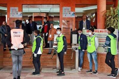 Kashmir Records Its First Case of Coronavirus; Officials Urge Residents to Stay Indoors