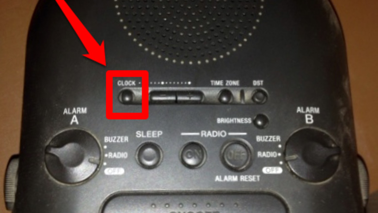 How to Manually Adjust the Time and Date on a Sony Auto‐Set Alarm Clock