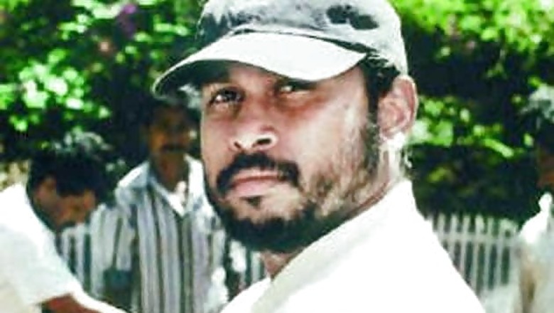 Shoojit Sircar ropes in 'Vicky Donor' writer for Big B starrer