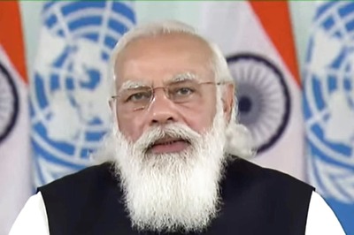 PM Hails Work Done by Women Self-help Groups, Says They Can Connect Villages with Prosperity