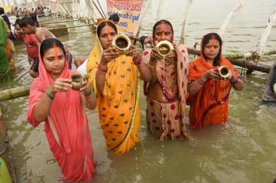 Chhath Puja 2020: State-wise Covid-19 Restrictions in Delhi, Maharashtra, Bengal