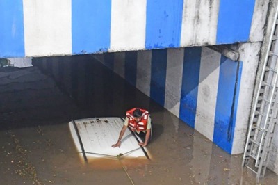 Woman Drowning in Car Bengaluru's 'Real Loss': Haunting Pic Goes Viral After RCB Exit