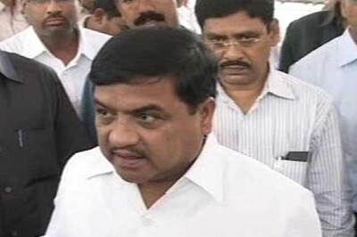 Chavan to urge K'taka govt to drop FIR against Patil