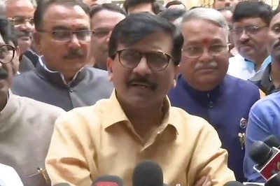 'Journey Before Reaching Goal is Enjoyable': Sanjay Raut's Poetic Dig at BJP Amid Tug-of-war for Power